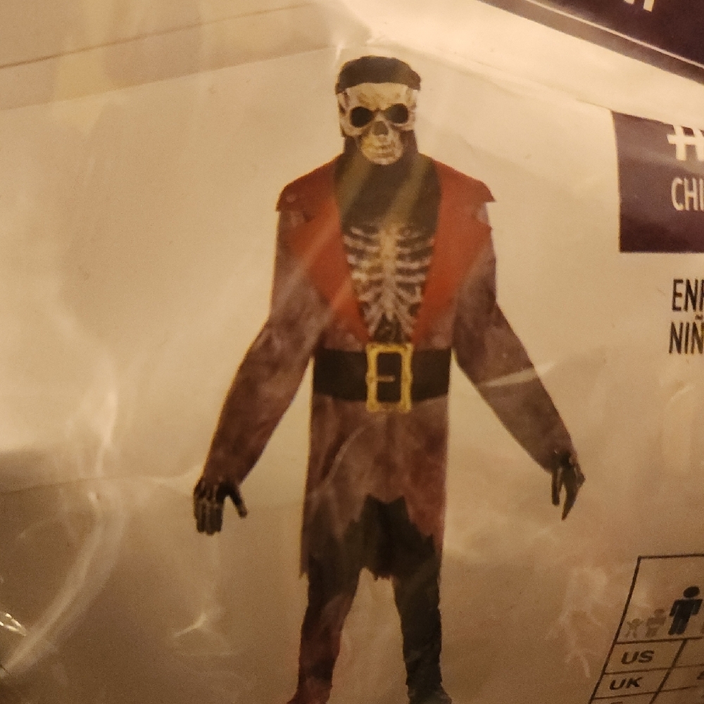Spooky Pirate Skeleton Costume for Kids - Red and Black - Picture 5 of 8